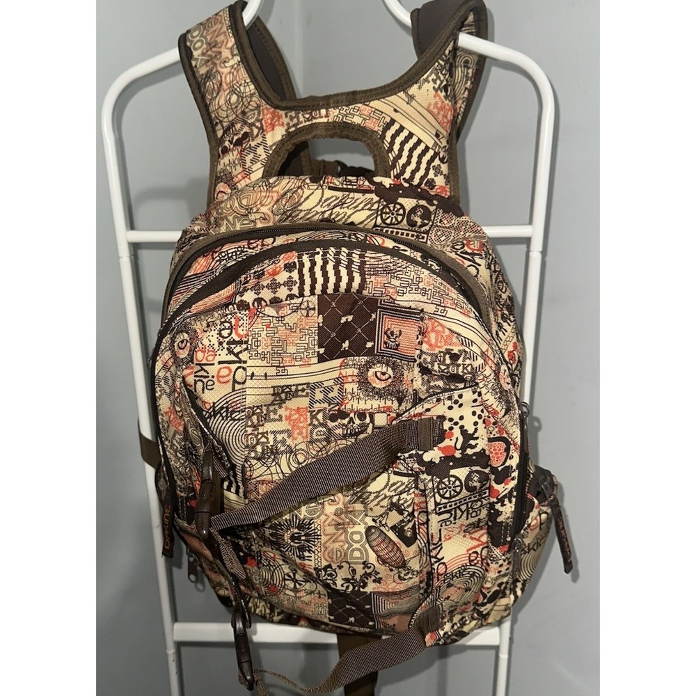 Dakine Campus Geometric Graffiti Pattern Laptop Backpack Travel School Book Bag